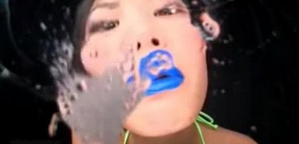  Japanese Blue Lipstick (Spitting-Fetish)